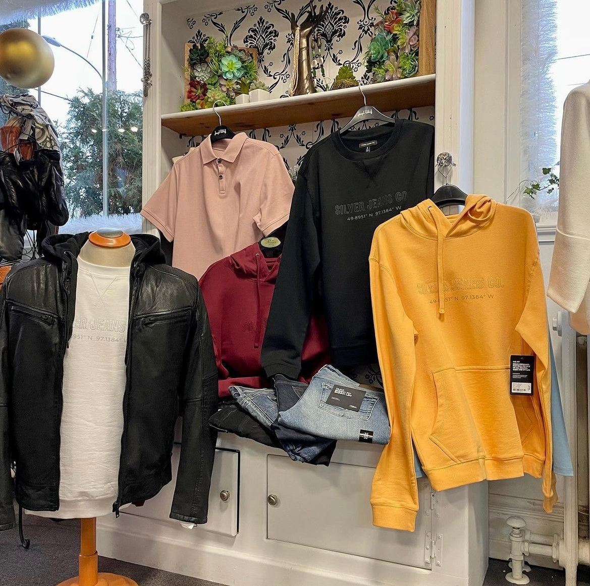 Men's Clothing – Posies Flowers & Fashion Inc.