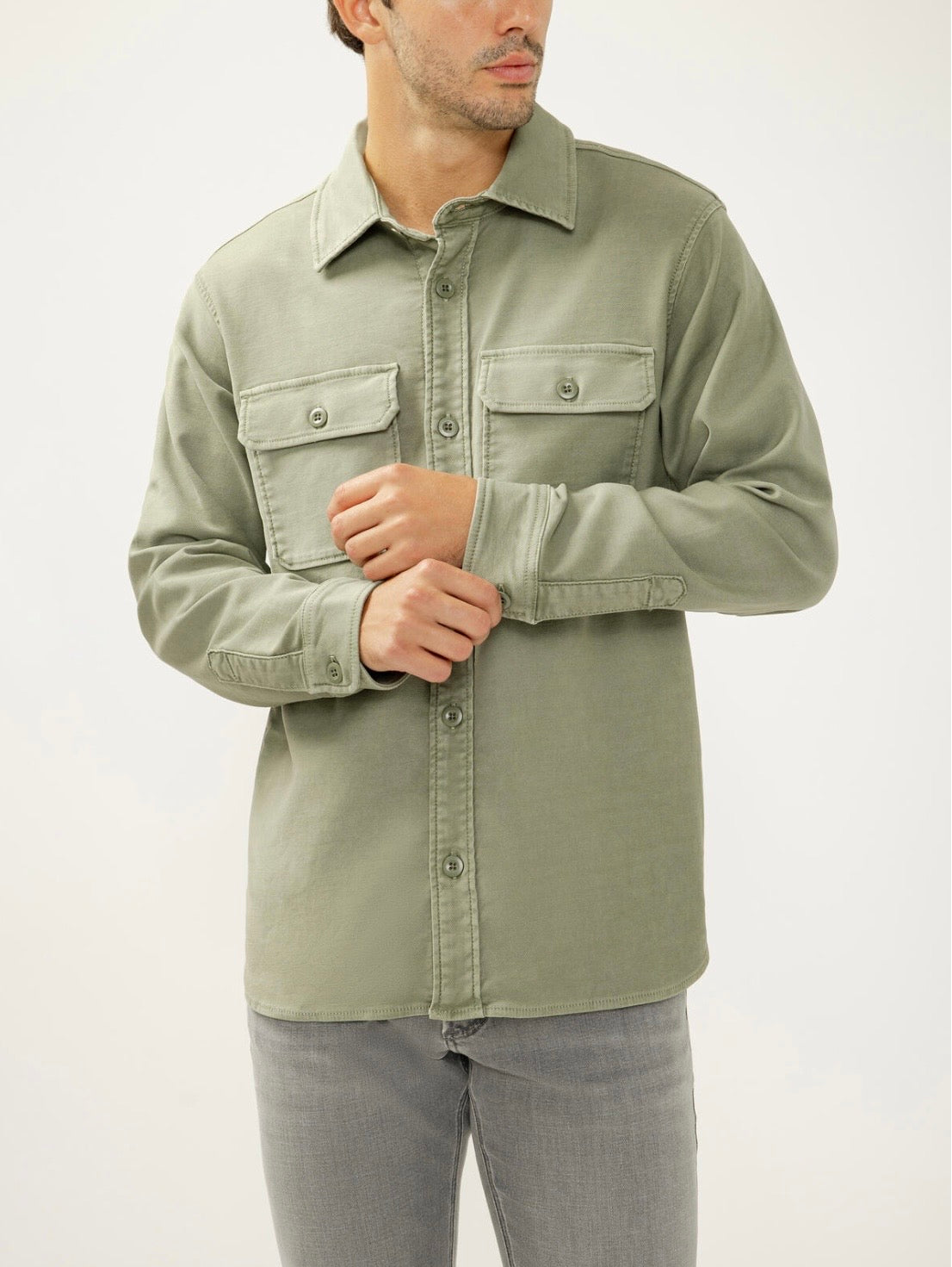Knit Flex Button-Up Shirt MJ0035KTS674- SilverJeans Co.