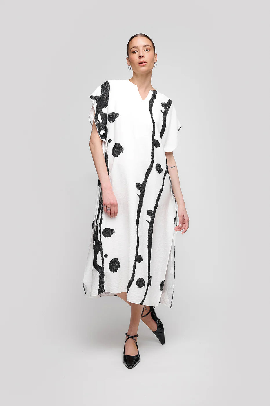 PRINTED SLEEVELESS SQUARE DRESS CS25-026 UCHUU