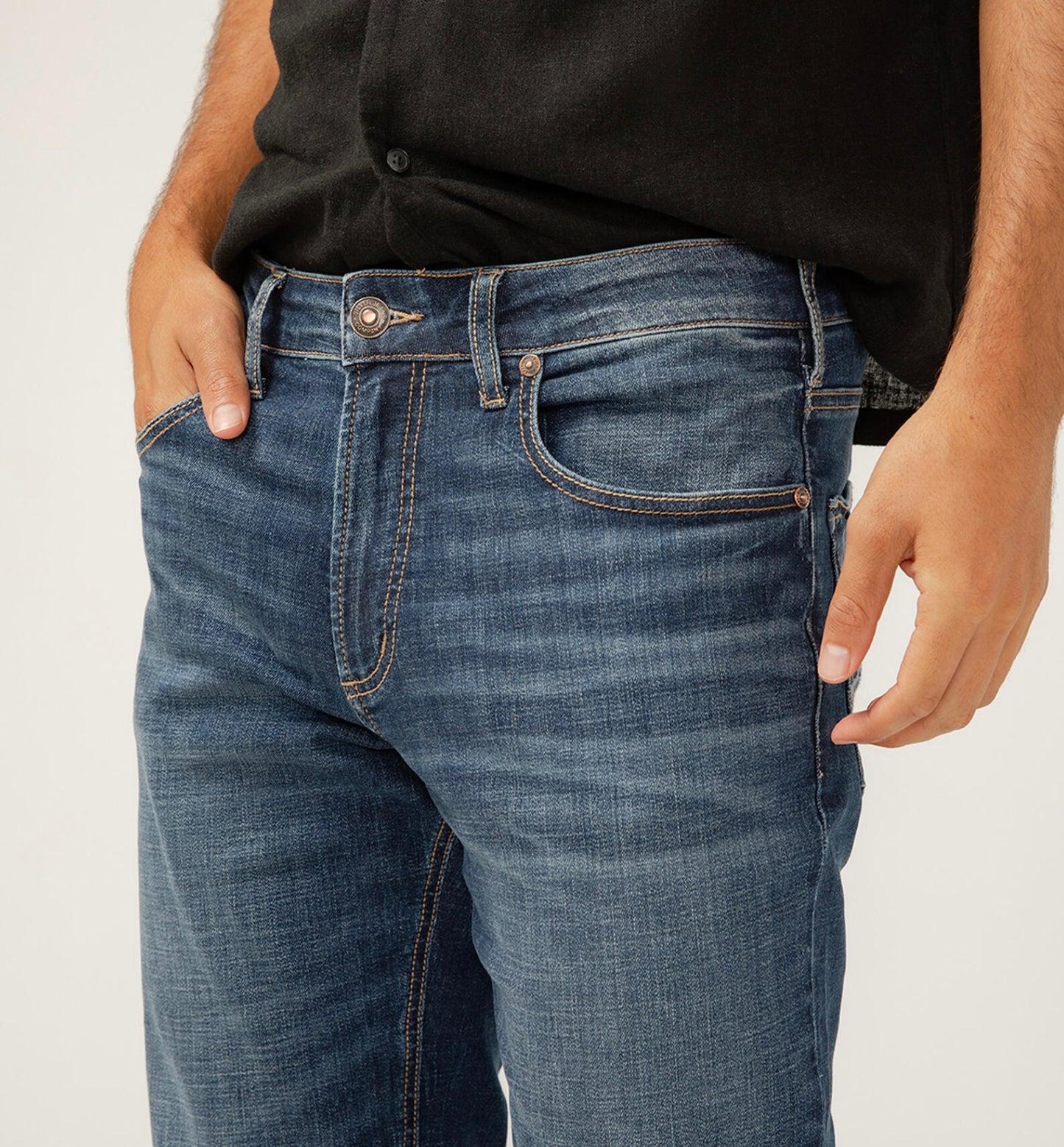 Grayson Classic Fit Straight Leg Jeans Indigo M234225FCS389 Silver Jeans