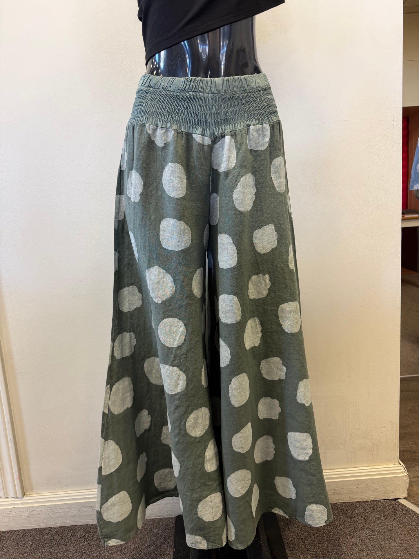 Linen Pant 30201 Sage - Bella Amore