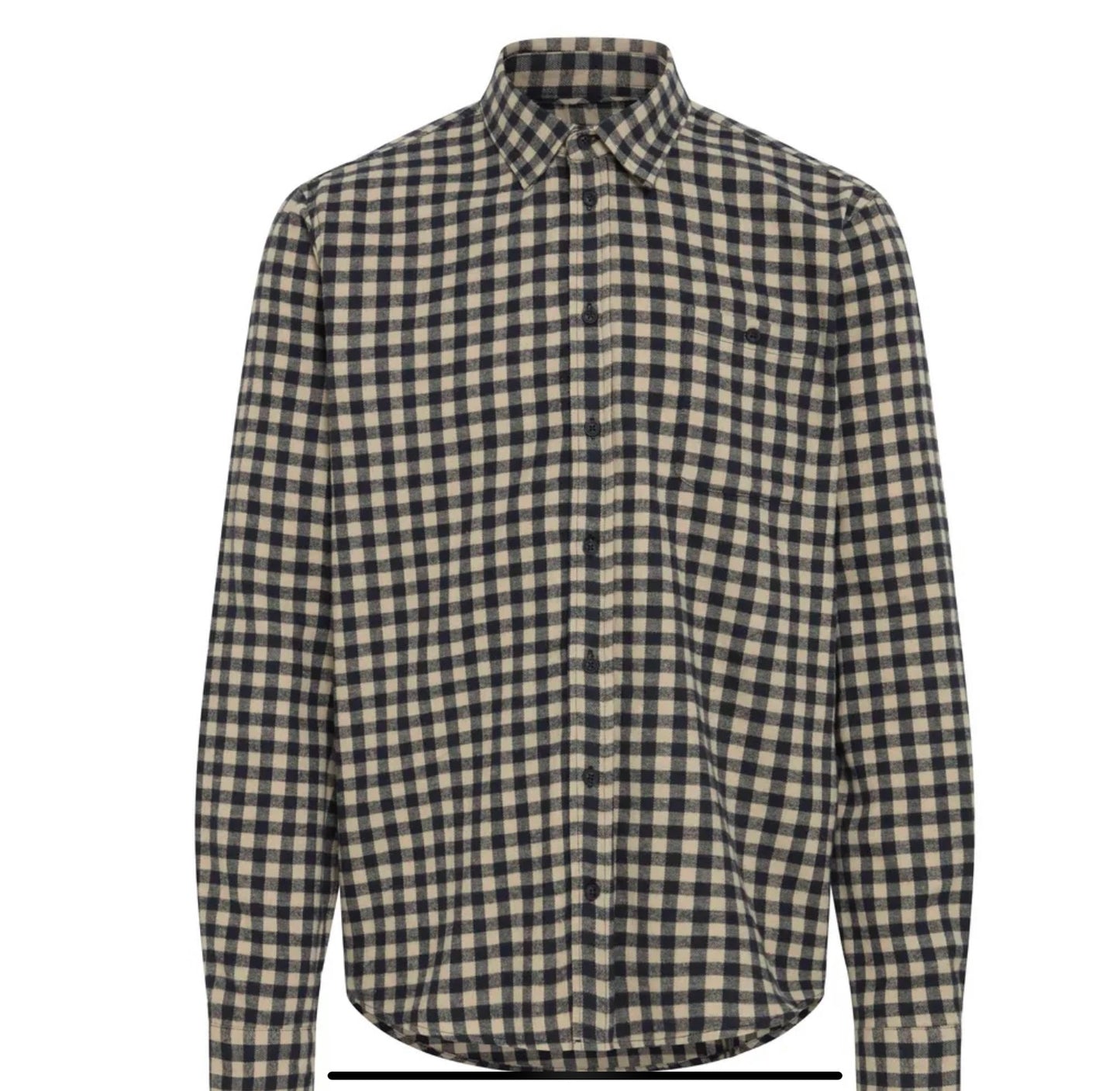 The BHAUGO Shirt Check by BLEND is a long-sleeve button-up with a black and beige check pattern, collar, and single chest pocket, made from a polyester-cotton blend. Displayed on a plain white background.