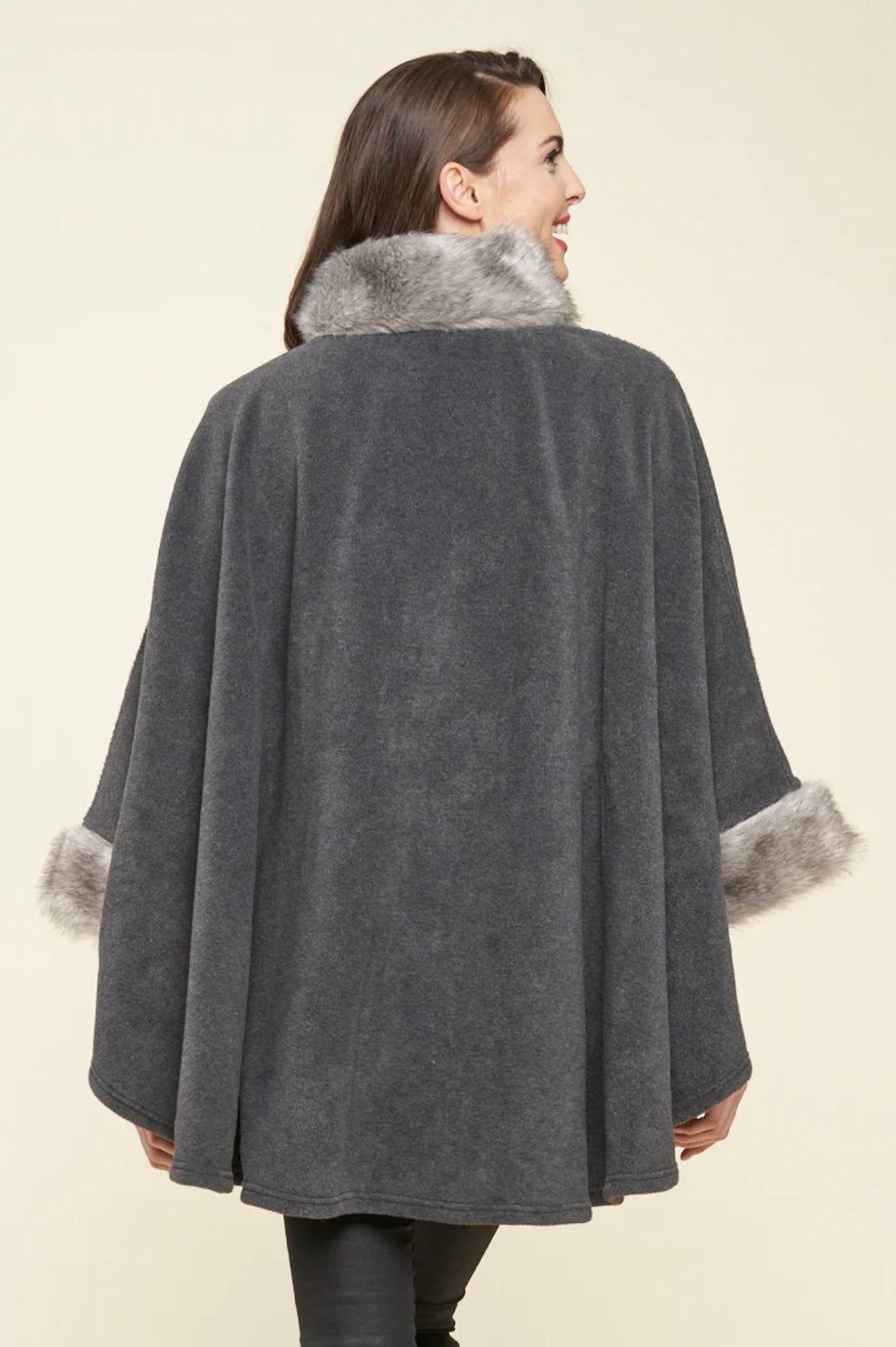 Desmona Faux Fur Trim Fleece Cape 22606
