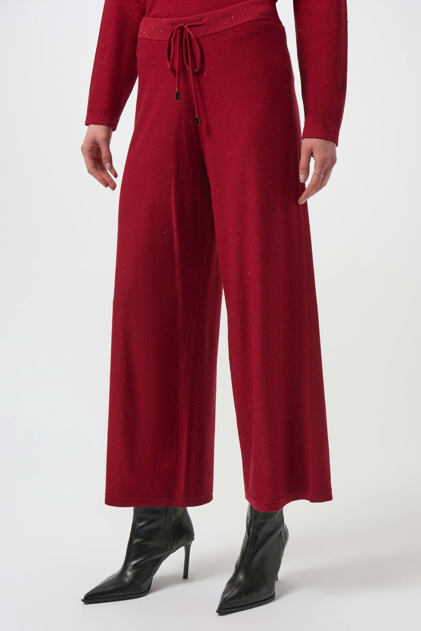 Sequined Sweater Knit Culotte Pants 244922F25