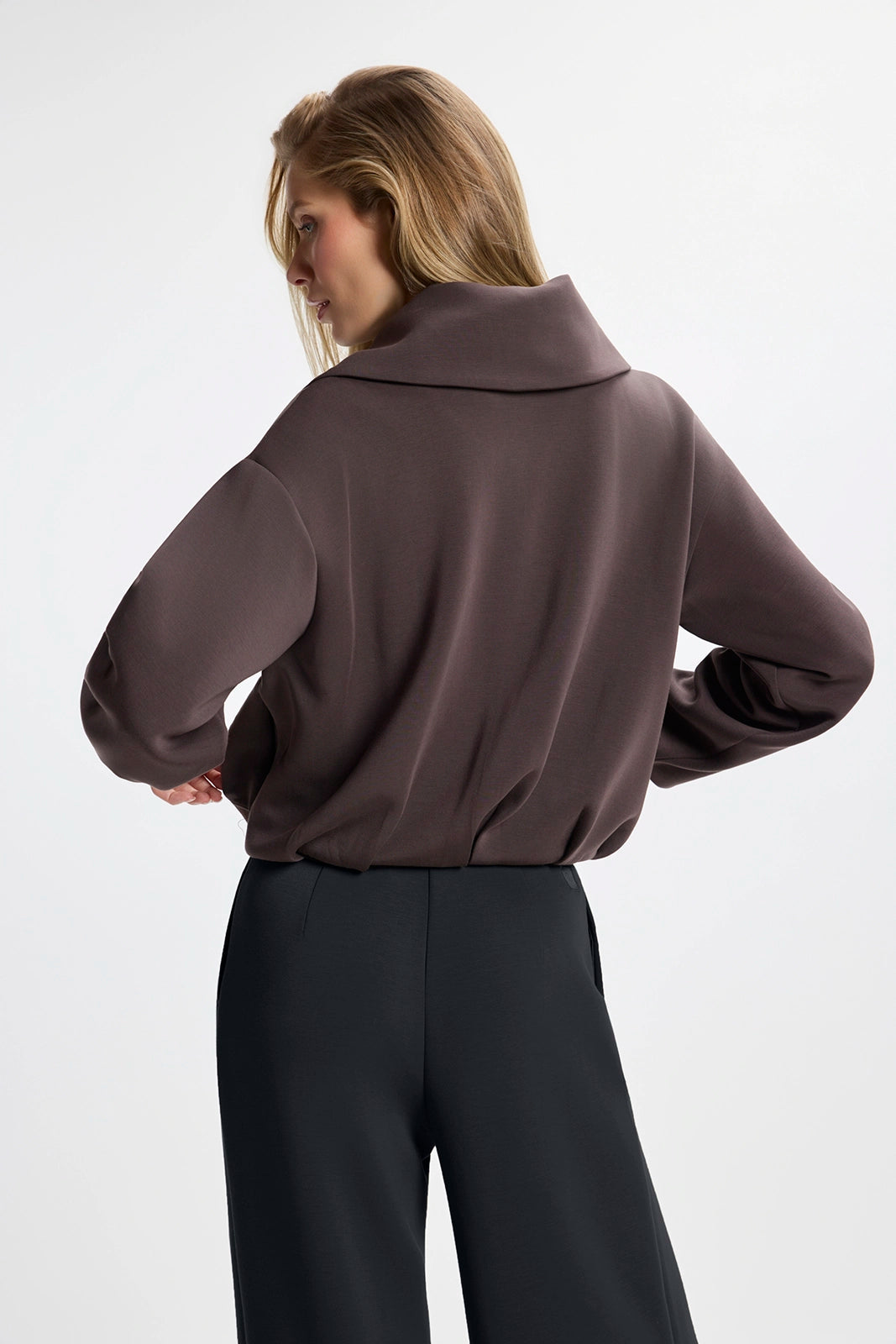 MPG Dreamweave Pleated Jacket - Java, back