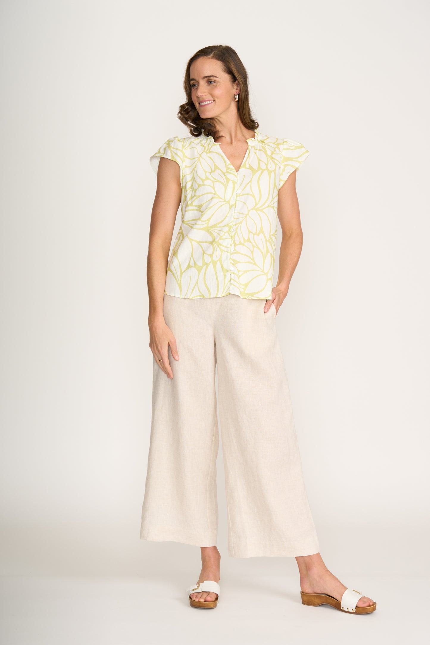As a Button Top Silhouette FO8301 - FOIL