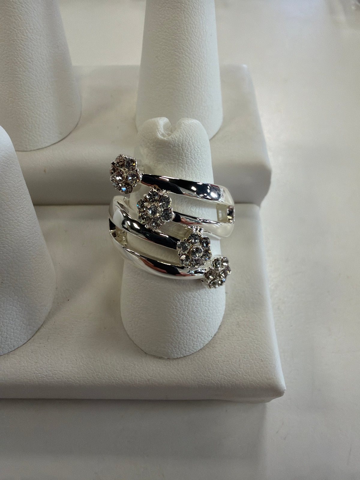Jenna 86 Ring
