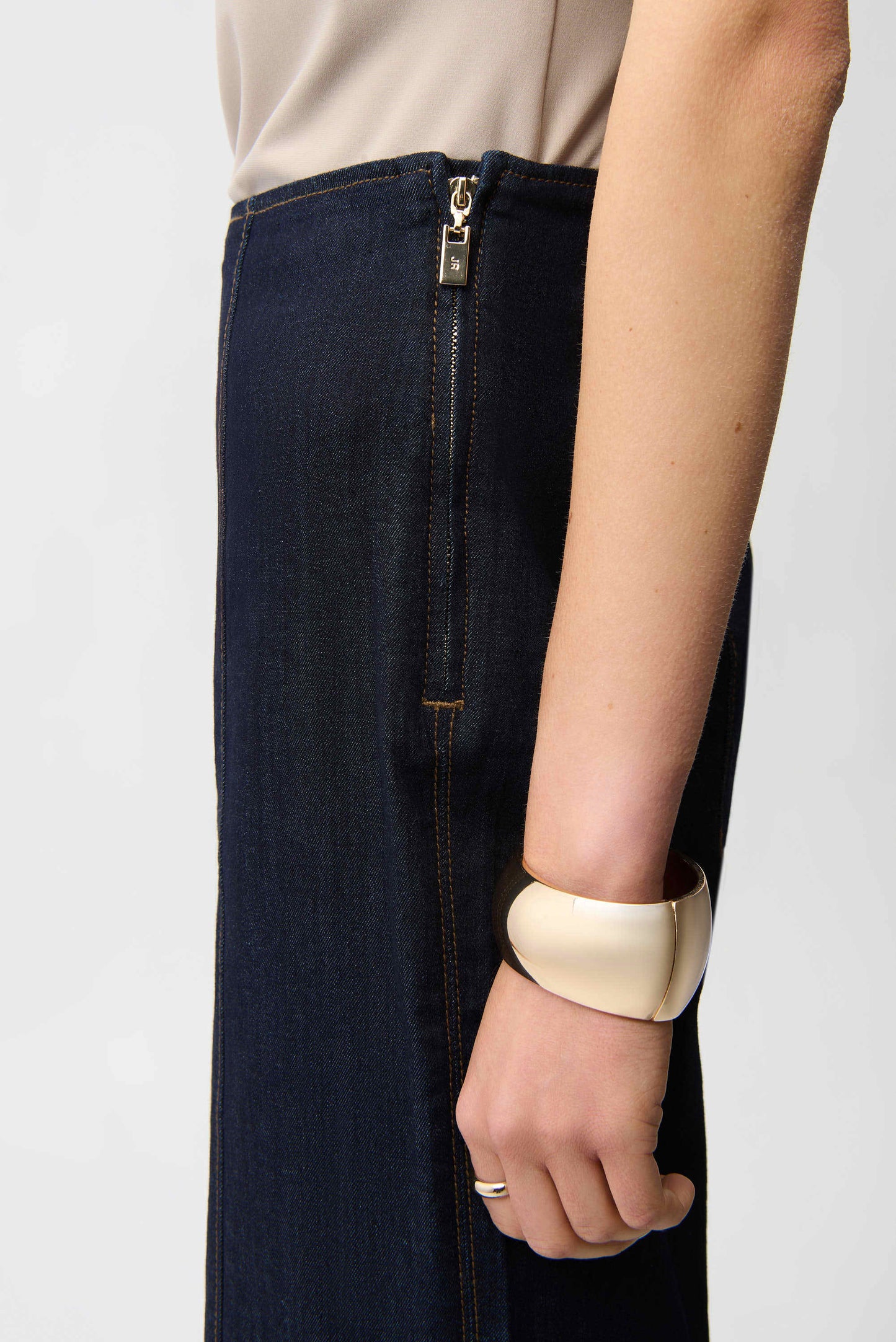 Culotte Jeans With Exposed Side Zipper 261955 - Joseph Ribkoff