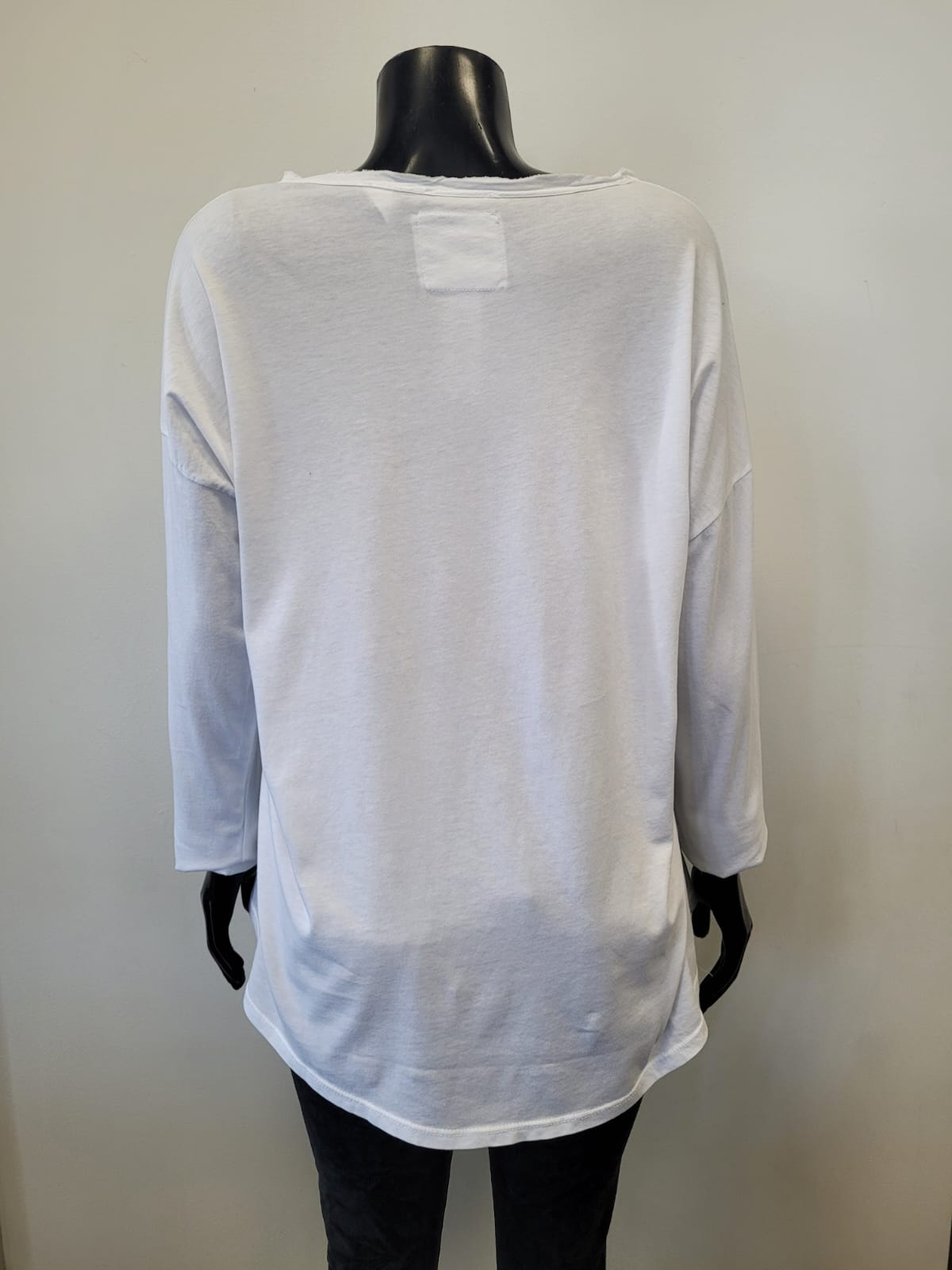 V-Neck Long sleeve Shirt -eternelle