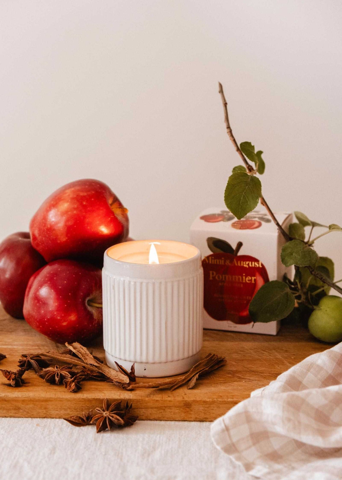 Pommier – Reusable Soy Candle: 8 oz