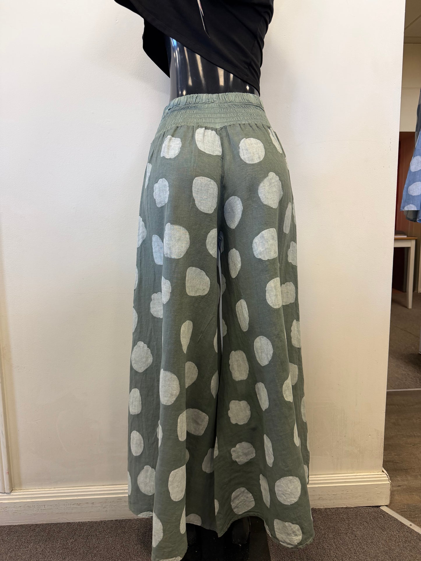 Linen Pant 30201 Sage - Bella Amore