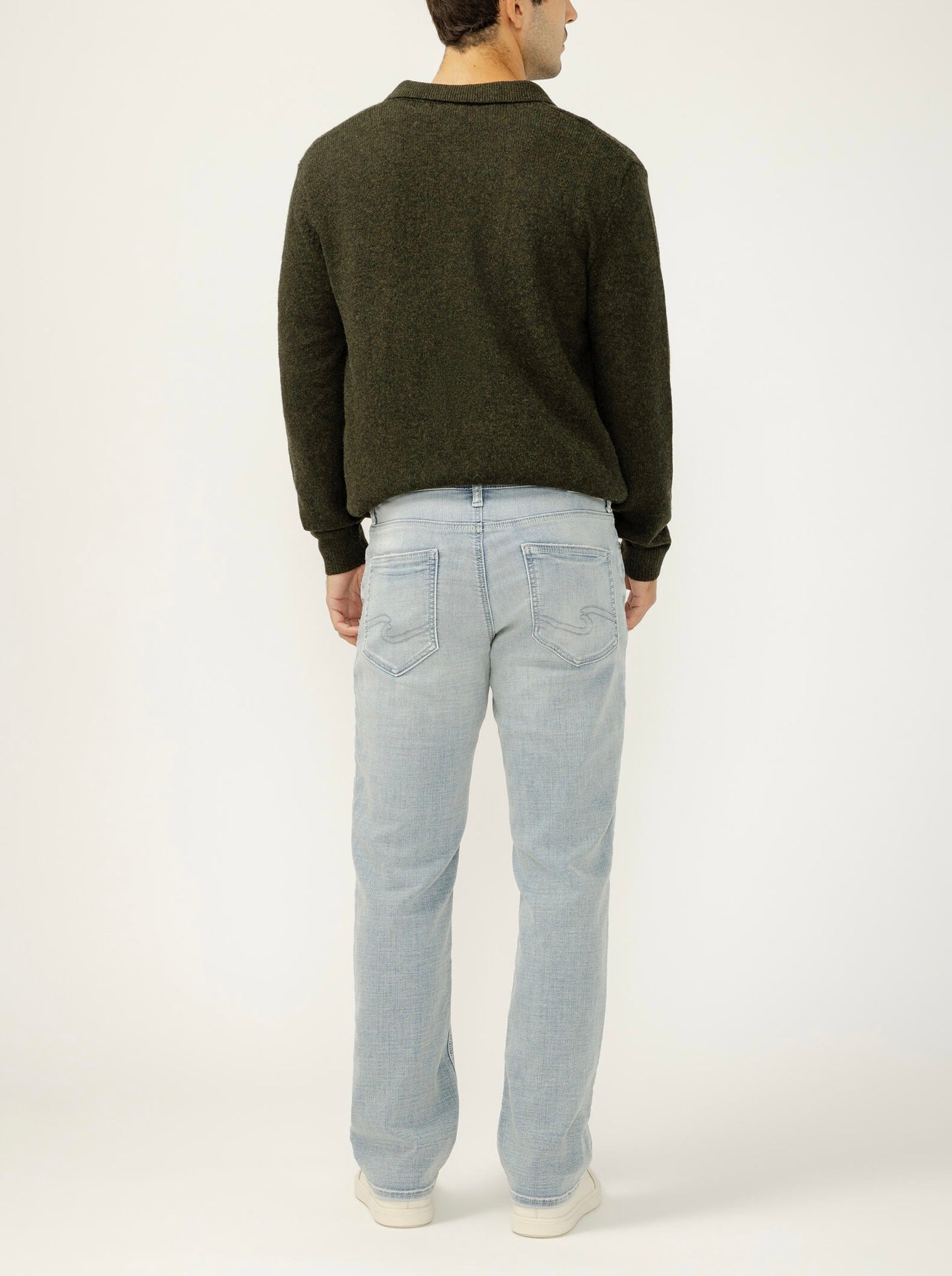 Grayson Classic Fit Straight Leg Jeans M23425EWK112 - Silver Jeans Co.