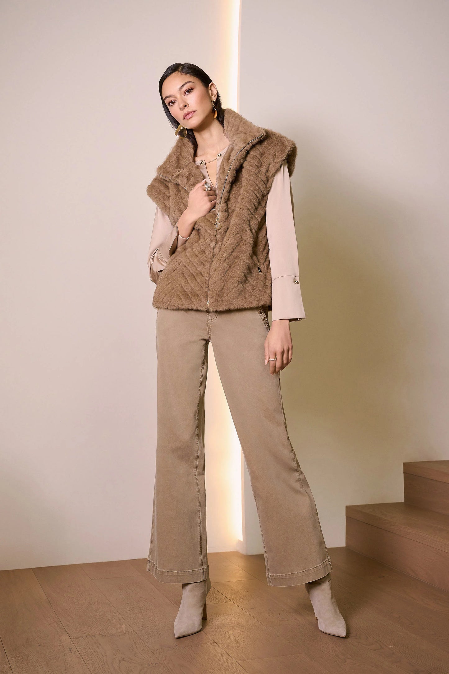 Classic Wide Leg Pull-On Jeans 254919
