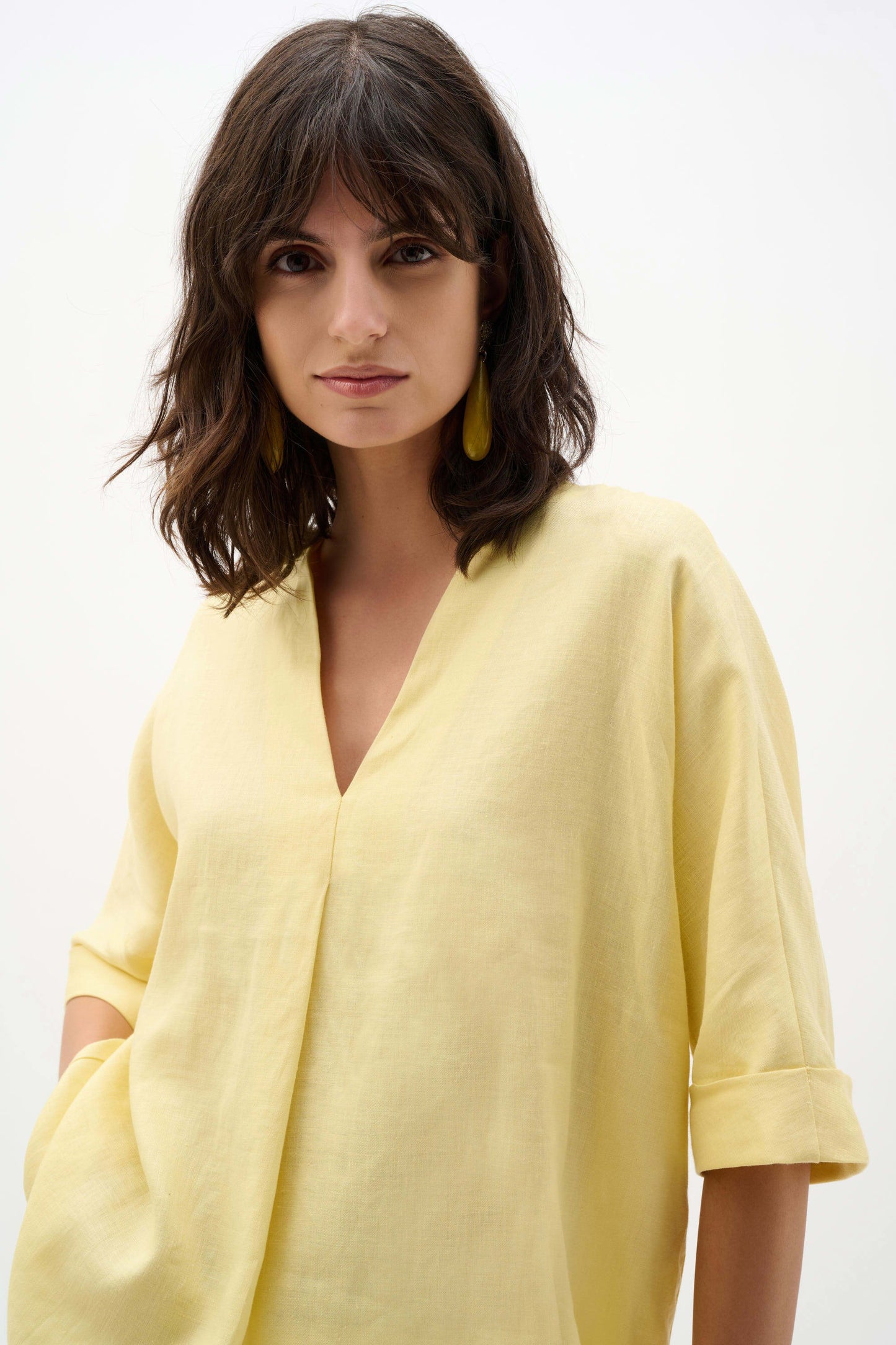 Linen Straight Top With V-notch neckline Mellow Yellow 262939 - Joseph Ribkoff