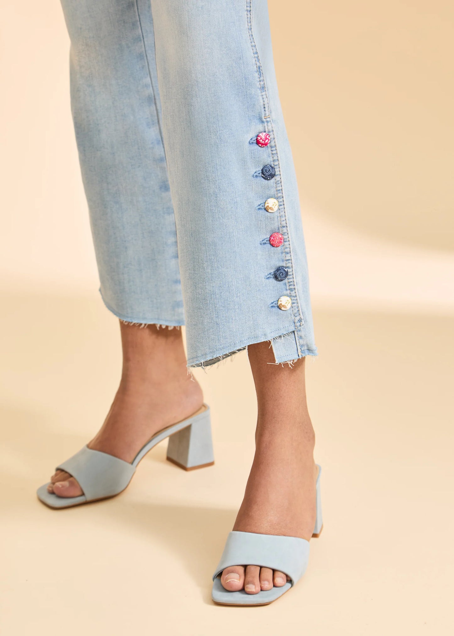 Pull-On Boot Crop Denim, Blue Eclipse 2989669-BLUEC-0 - French Dressing Jeans